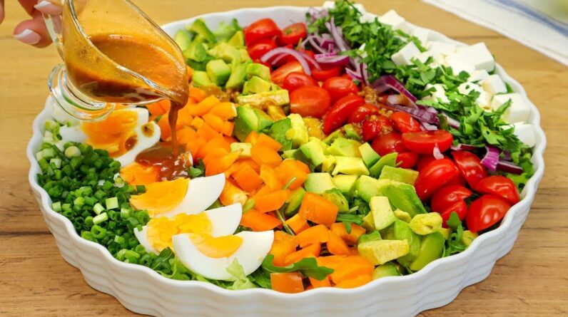 Only a few people know this recipe! The recipe for a delicious avocado salad. Healthy and delicious!